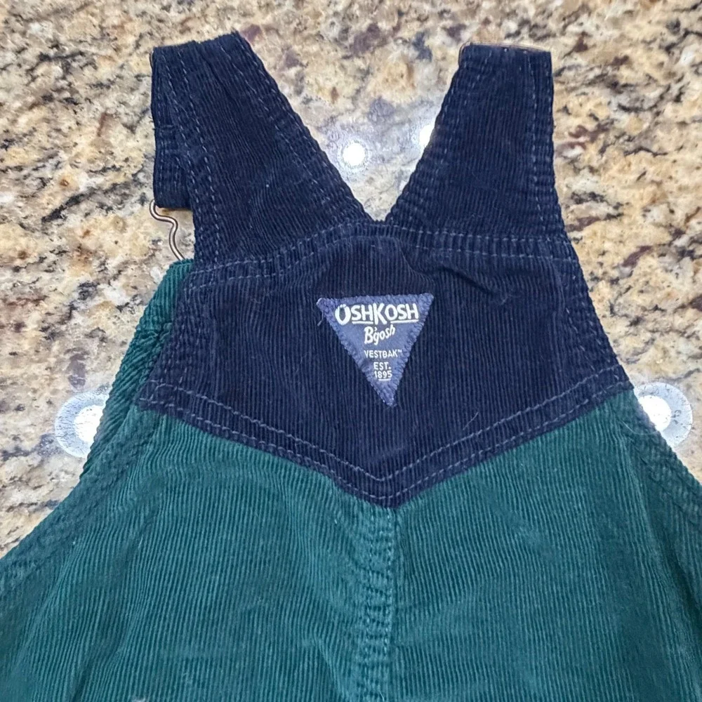 OshKosh Bgosh Boy 24M Green Navy Corduroy Vestbak Overalls v